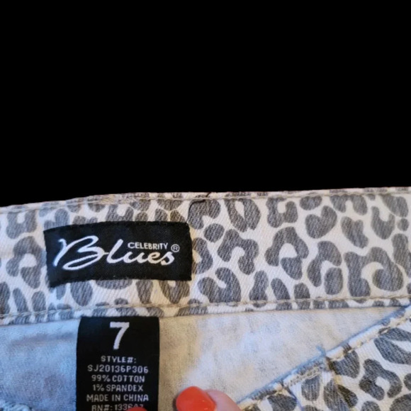 Grey and White Leopard Print Jeans - Picture 3 of 4